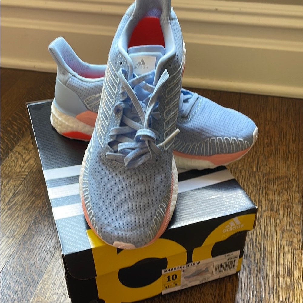 Adidas Solar Boost 19 Women’s Size 10 NIB